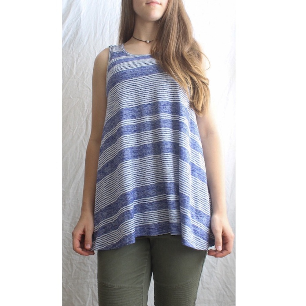 Sonoma // Tank-top // Blue and White